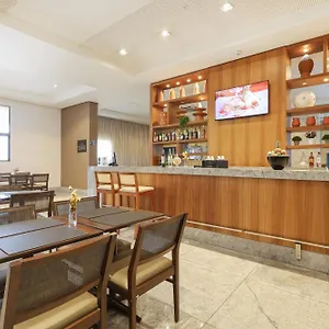 Hy Flats **** Recife